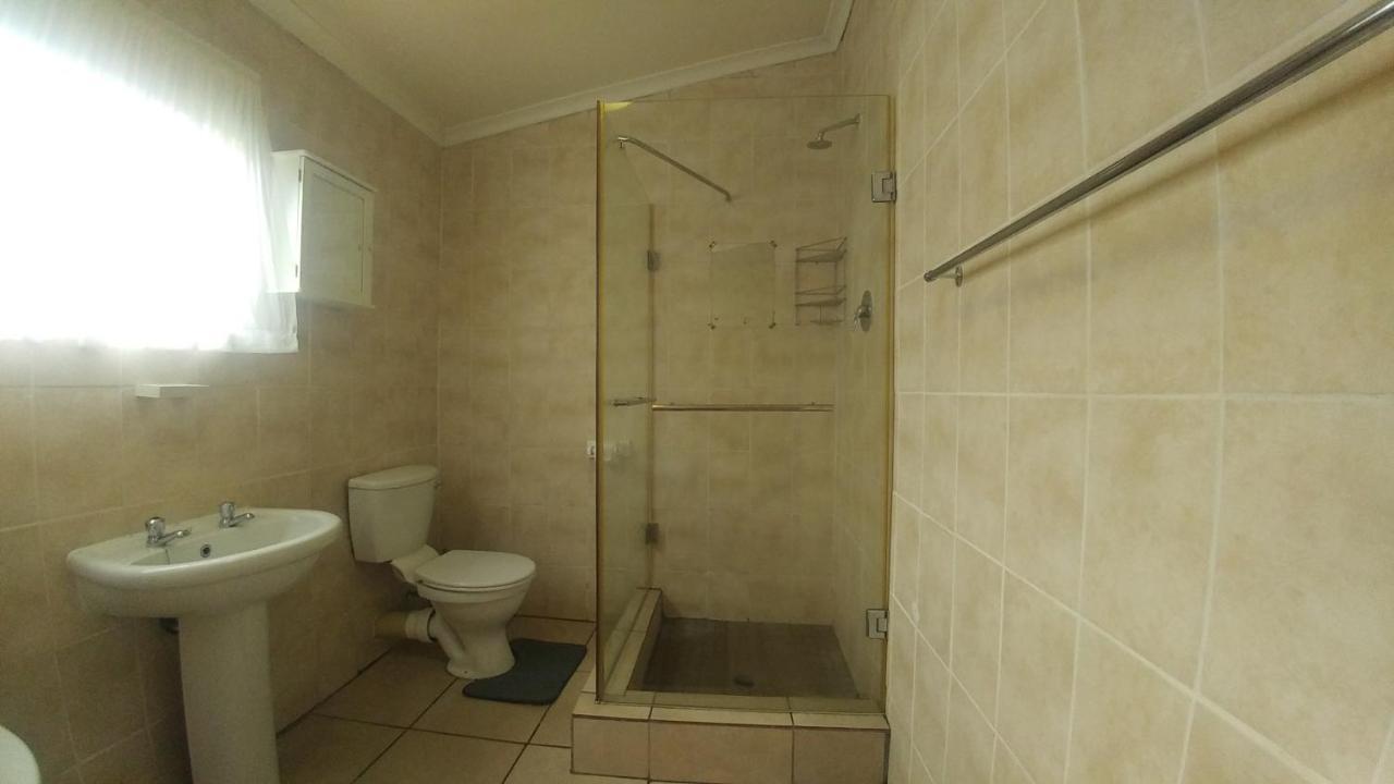 Four Seasons Self-Catering Guest House Graskop Bagian luar foto